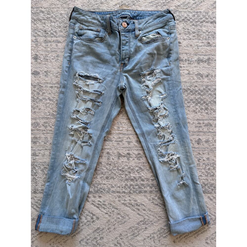 American Eagle Tomgirl Jeans High Rise Distressed Fly Button Blue Womens Size 2